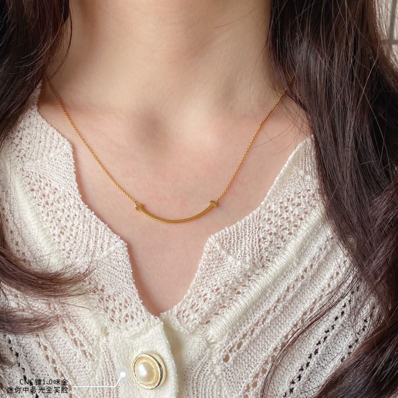 T*f*ny necklaces
